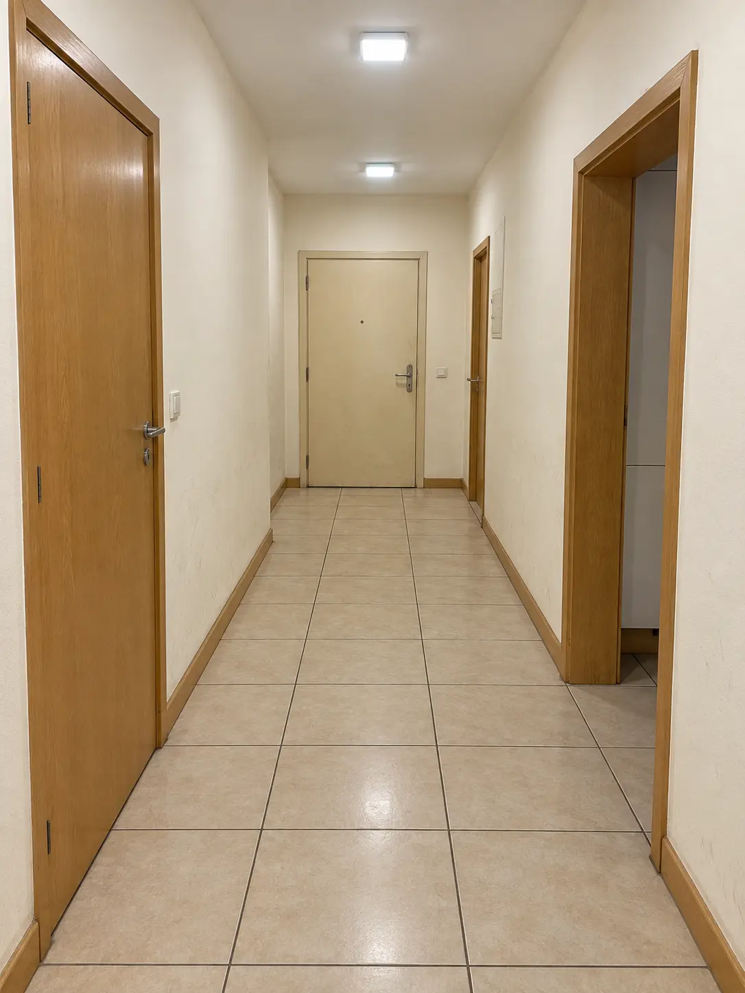 Reconstructed basic entrance corridor before renovation